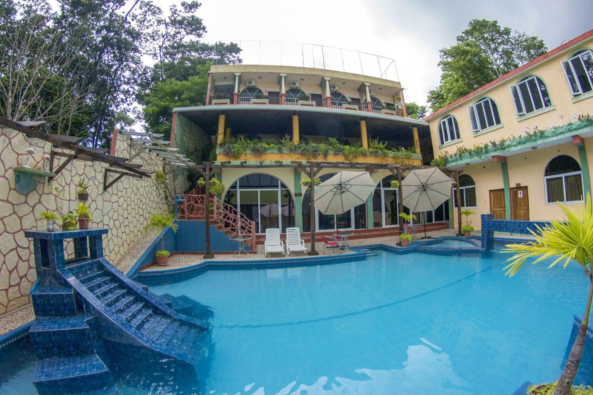 Hotel Ribiera Del Lago Peten Itza San Roman ภายนอก รูปภาพ